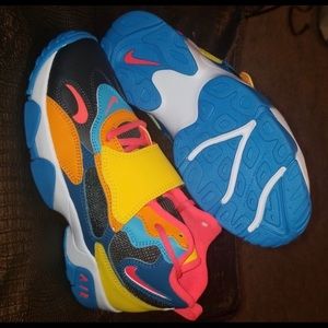 Nike Speed Turf 90’s Smashup Brand New Sz 6Y